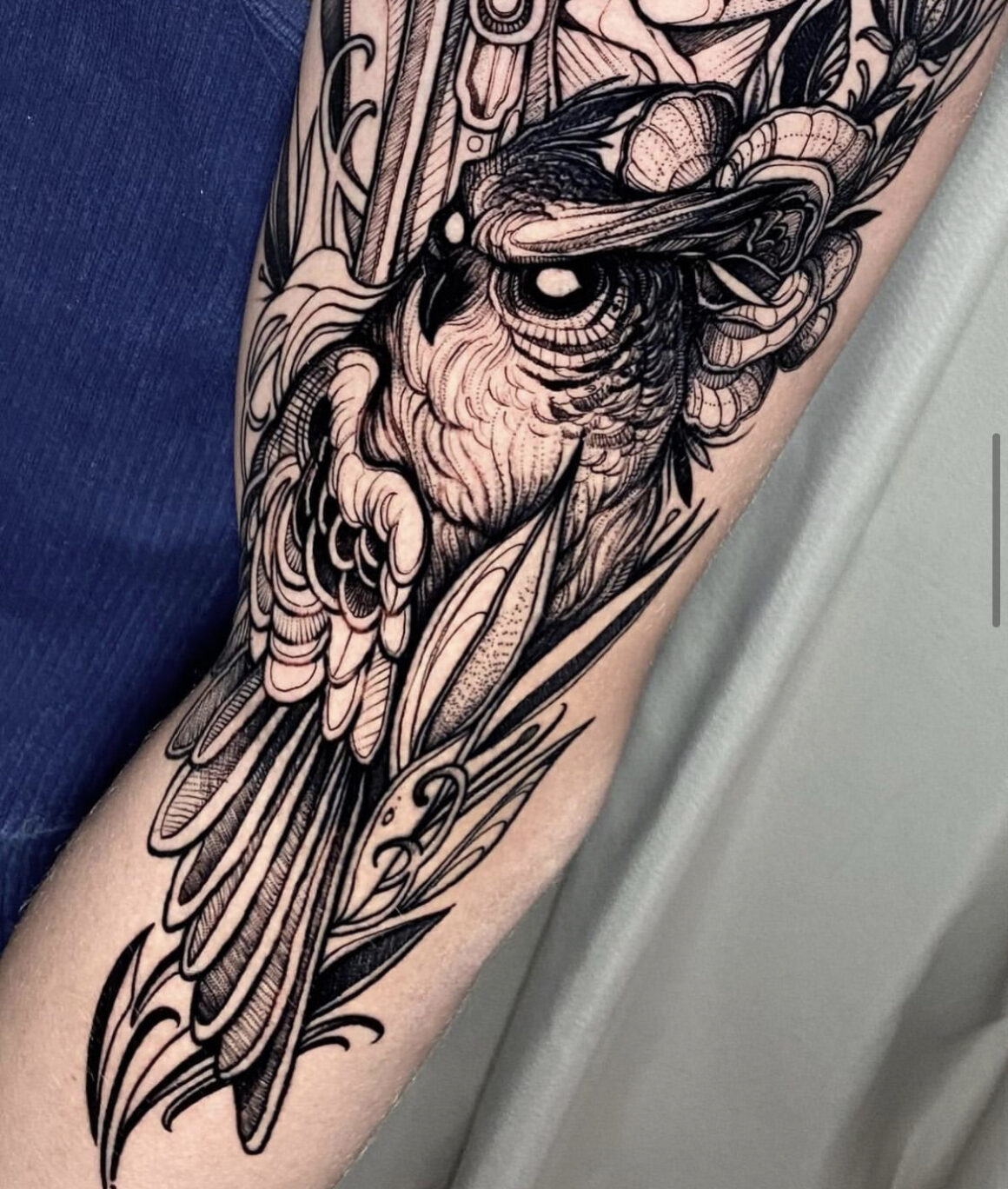 Alexis Vaatete black and grey tattoos