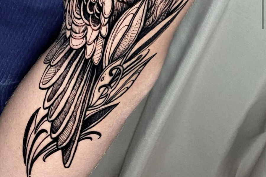 Alexis Vaatete black and grey tattoos