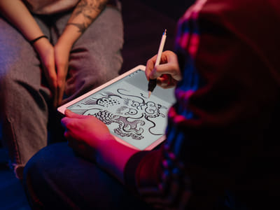 The Definitive Guide to Tattooing Techniques: From Hand-Poking to Rotary Machines