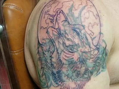 24 HRS TATTOOS AND PIERCINGS