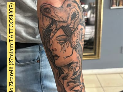 27 MIAMI TATTOO SHOP