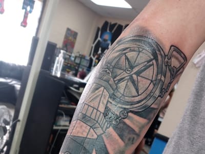 50 Shades of Pain Tattoo and Art Studio