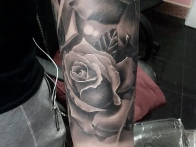 7 Train Tattoo Studio Inc