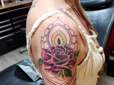 9 Lives Tattoo and Peircing