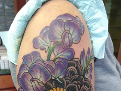 Aacross The Skin Tattoo Shop