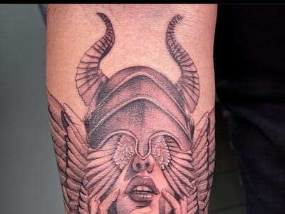 Adornment Piercing and Private Tattoo