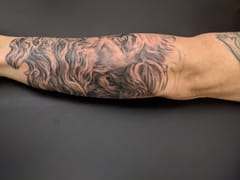 Art In Motion Tattoo Studio