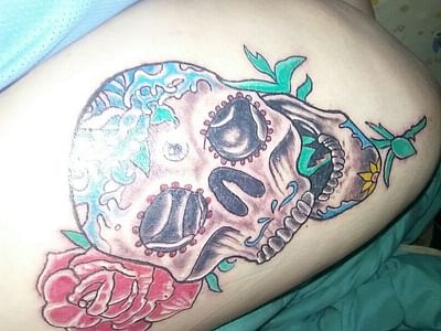 AWS TATTOOS PIERCING