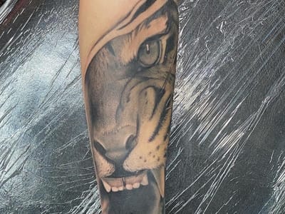 Bainbridge Tattoo Company