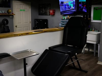 Bandera Tattoo and Body Piercing