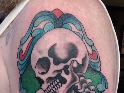 Bare Knuckles Tattoos