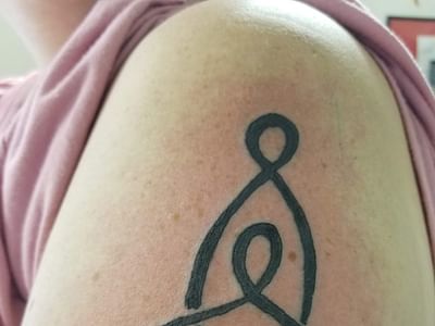 Beauty & Pain Tattoo