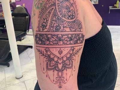 Benevolent Studios: Tattoos, Piercing & Jewelry