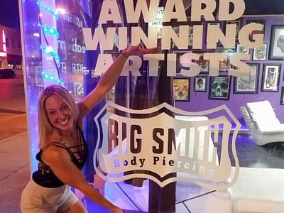 Big Smith Body Piercing & Tattoo Shop