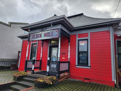 Black Hole Body Piercing & Tattoo