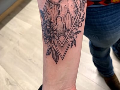 Black Mountain Tattoo