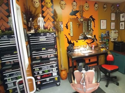 Black Pearl Tattoo Studio & Gallery