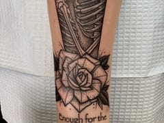 Black Rose Tattoo