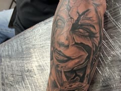 Black Swallow Tattoo Studio