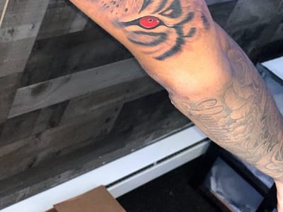 Black Version TATTOO Shop