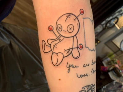 Blood, Sweat & Tears Tattoo Studio (BST Tattoo)