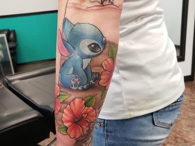 Blue Lotus Tattoo & Piercing