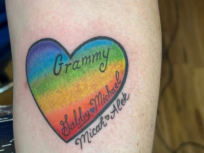 Blue Moon Tattoo & Body Piercing