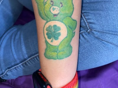 Blue Robyn tattoo an body piercing studio