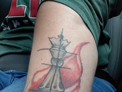 Blue Robyn tattoo an body piercing studio