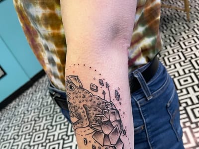 Broken Crystal Tattoo Studio