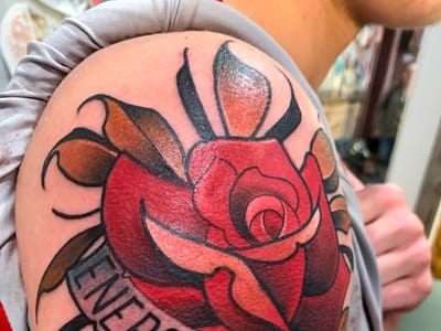 BROKEN NEEDLE TATTOO