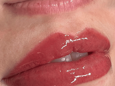 Brows Cosmetic Tattooing