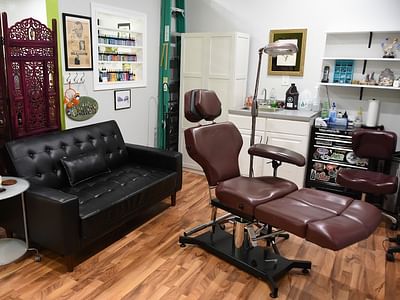 Buttons Art Tattoo Studio