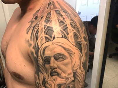 Calaveras Tattoo Studio