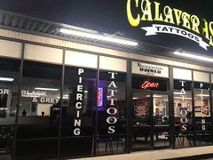 Calaveras Tattoo Studio