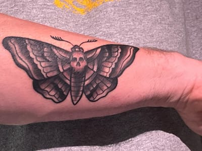 Cleen Rock One's Golden Skull Tattoo