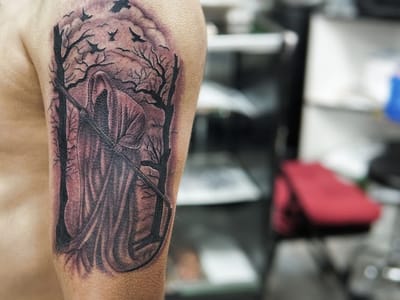 Cool Tattoo & Body Piercing - Los Angeles