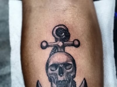Cool Tattoo & Body Piercing - Los Angeles
