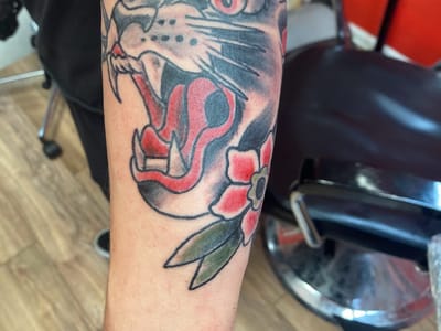 Custom Ink Tattoo & Body Piercing