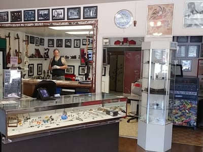 Dan's Tattoo Shop