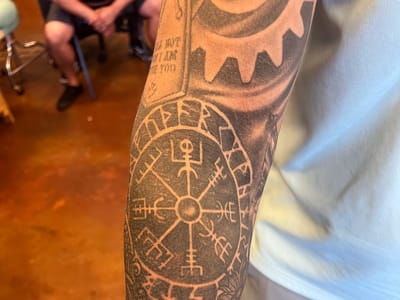 Dark Horse Tattoo and Body Piercing Of Idaho