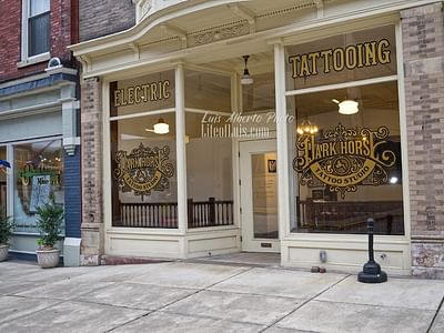 Dark Horse Tattoo Studio