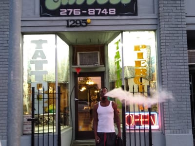 Dave's Tattoos & Body Piercing