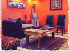 Dead Presidents Lounge