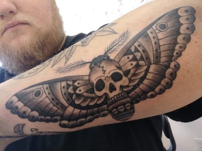 DICK'S TATTOO PARLOR