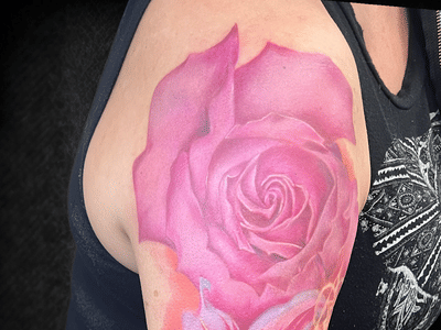 Dotty Ginger Tattoo Shop