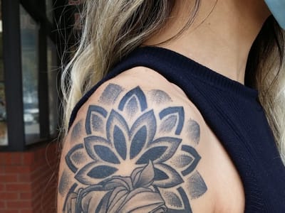 Double Deuce Tattoo and Art Gallery