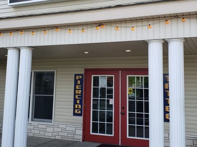 Eclectic Tattoo Company Facebook us. TikTok, Instagram and YouTube DeweySmithTattoos