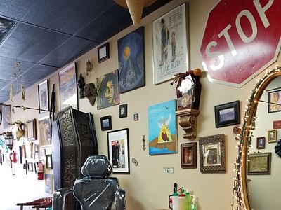 El Underdog Tattoo Parlor