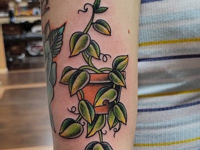 Forbidden Tattoo and Piercing